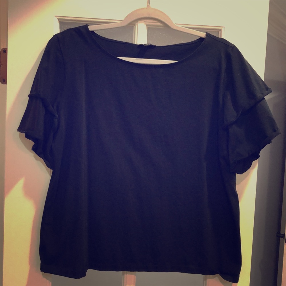 Black shirt